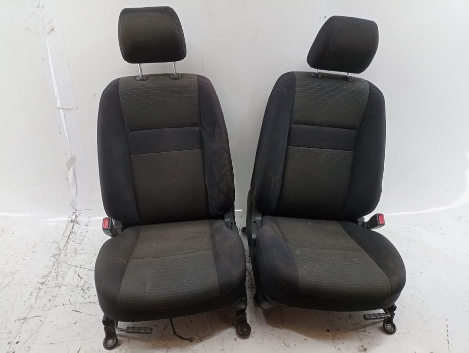 Conjunto de 2 bancos - HYUNDAI GETZ (TB) | 01 - 11