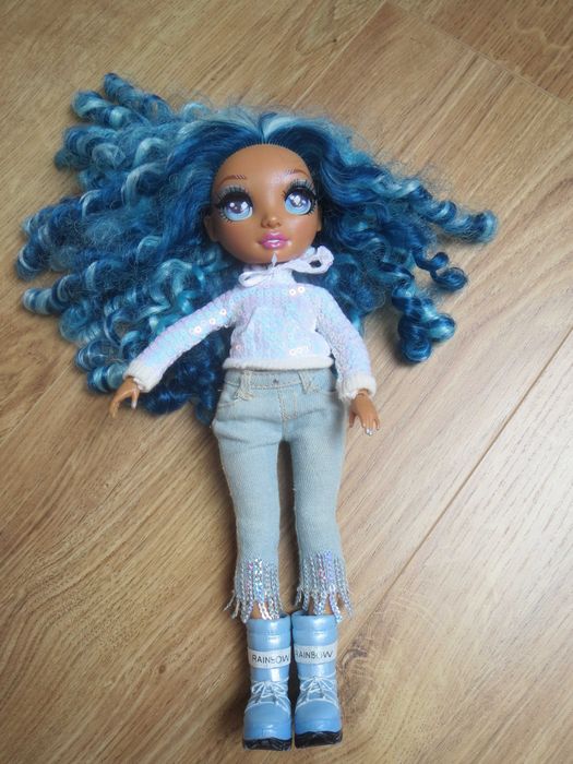 Lalka Rainbow High Skyler Bradshaw seria zimowa