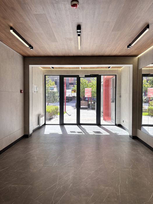 Квартира з НОВИМ ремонтом з індівідуальним газовим опаленням