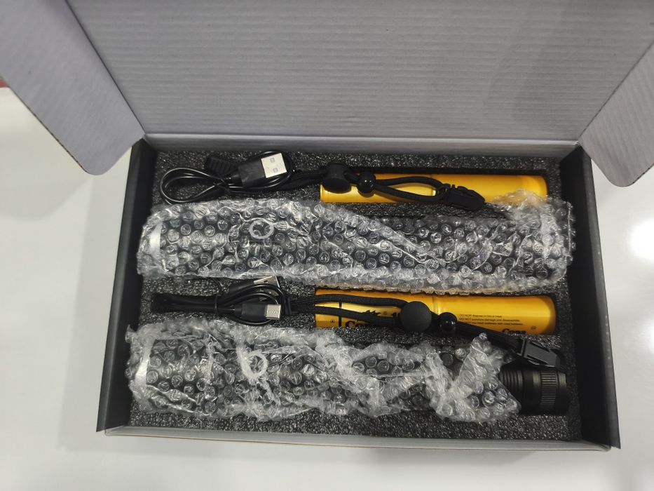 2x Lanternas Led Laser Coba CB-2074-2