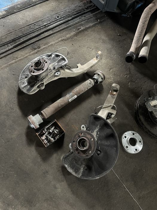 Цапфа gl166 w166 цапфа мерседес w166