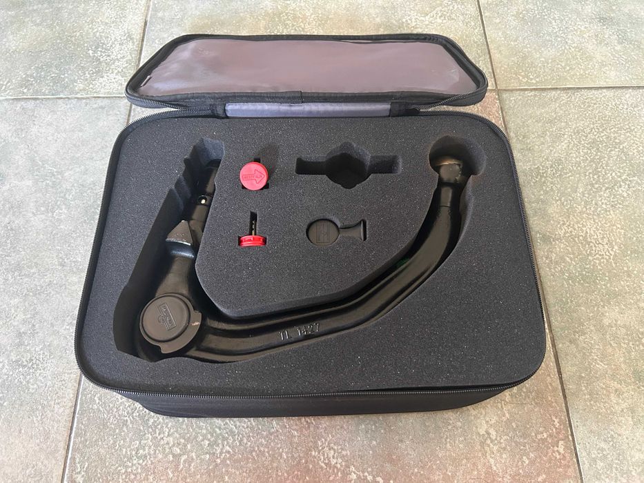 Engate de Reboque para Tesla Model 3 (Oficial Tesla)