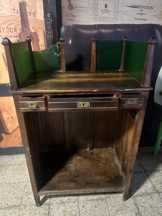 Movel antigo para maquina registadora!