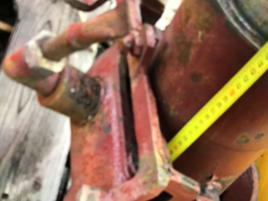 циліндри самосвальні для підйомна кузова