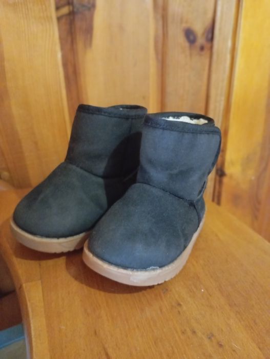Уггі, зимове взуття, дитяче взуття