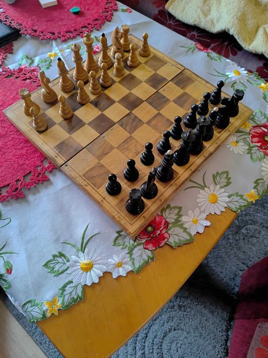 Szachy drewniane z PRL Z epoki ,Sp.Pr. Jedność