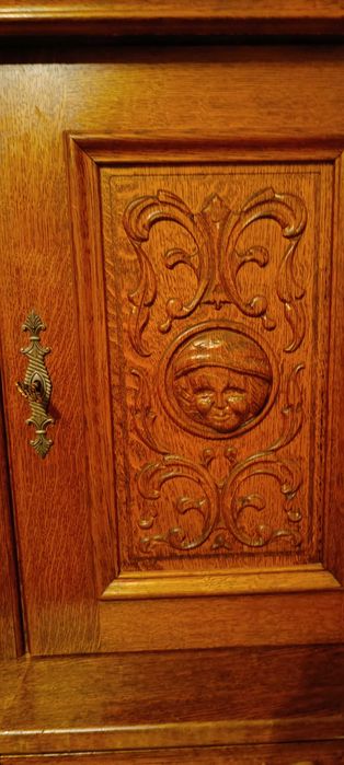 Sprzedam komodę dębową