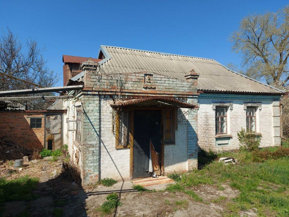 продам будинок по вул. Войкова 104