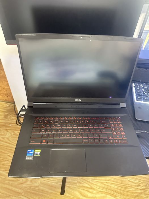 Laptop MSI Katana GF76