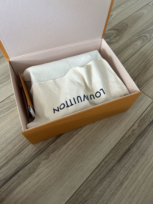 Louis vuitton OnTheBag kompelt dokumentow
