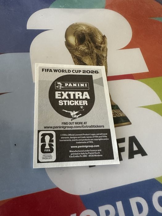 Fifa WC extra sticker silver