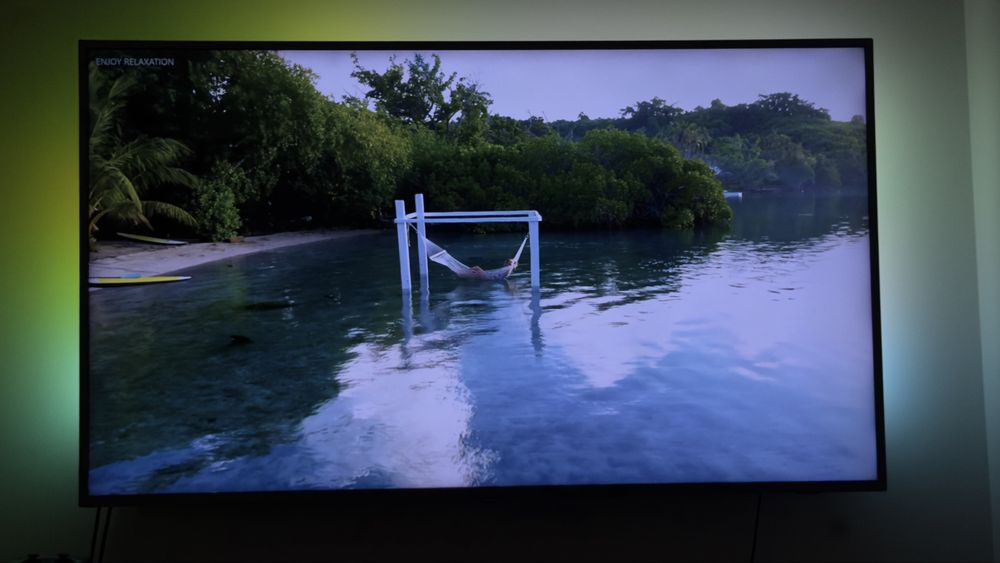 Philips Ambilight 65" Smart TV 4K UHD – Como Nova