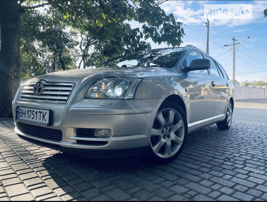 Продам Toyota Avensis 2003 р.  2.0 бензин