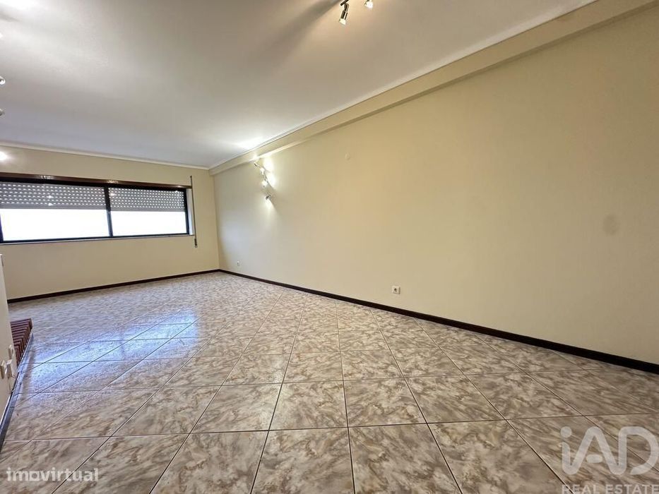 Apartamento T3 em Arcozelo de 125 m2