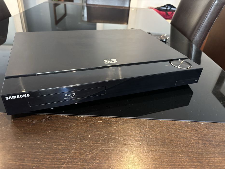 Avariado DVD Blu-ray 3D Samsung HT-C5800