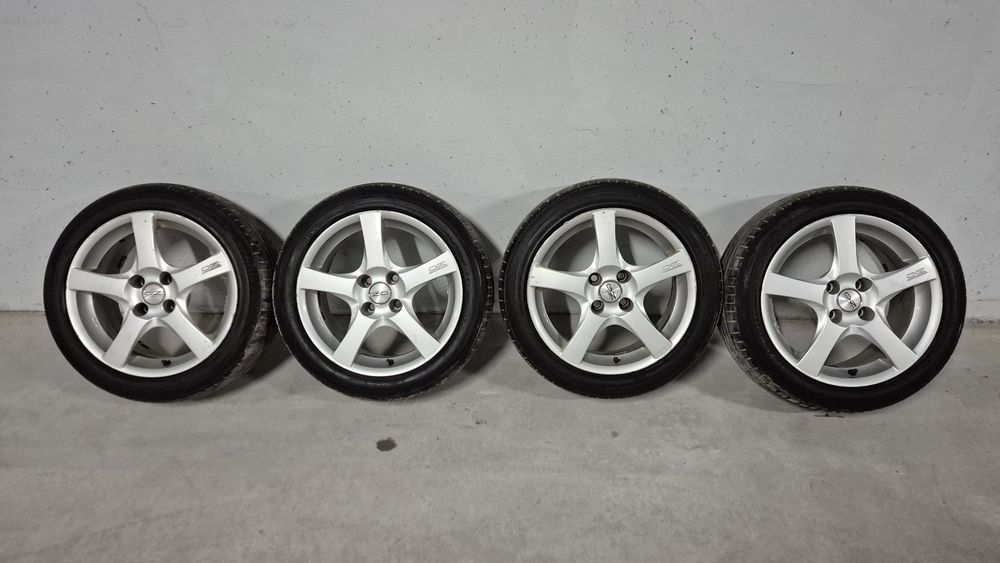 Koła Felgi OZ Hydra 16' 7j 4x100 et37 Honda