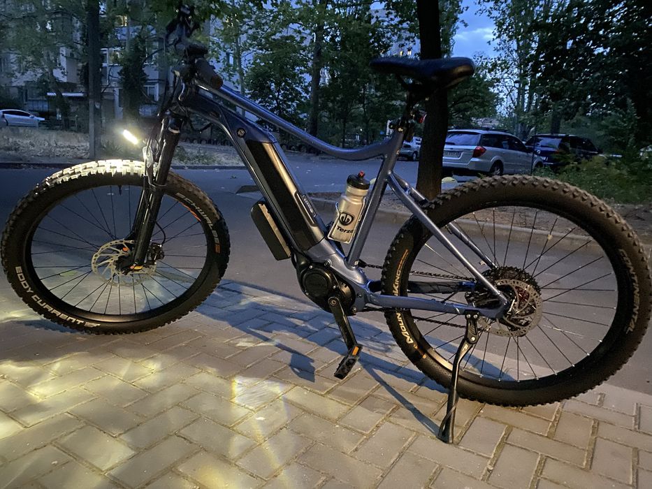 Продам велосипед Giant в отличном состоянии