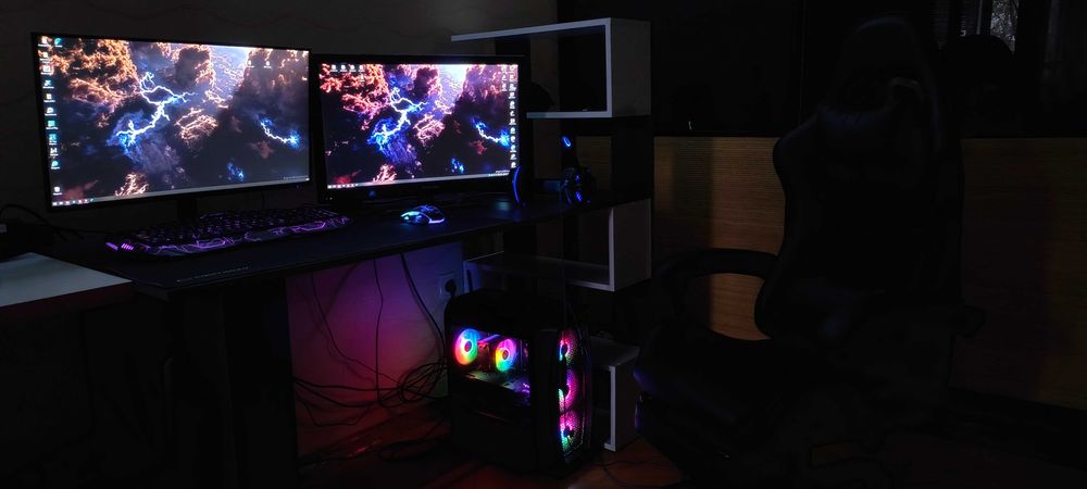 ПОЛНЫЙ ИГРОВОЙ НАБОР! ПК + 2 монитора + RGB периферия + кресло + стол