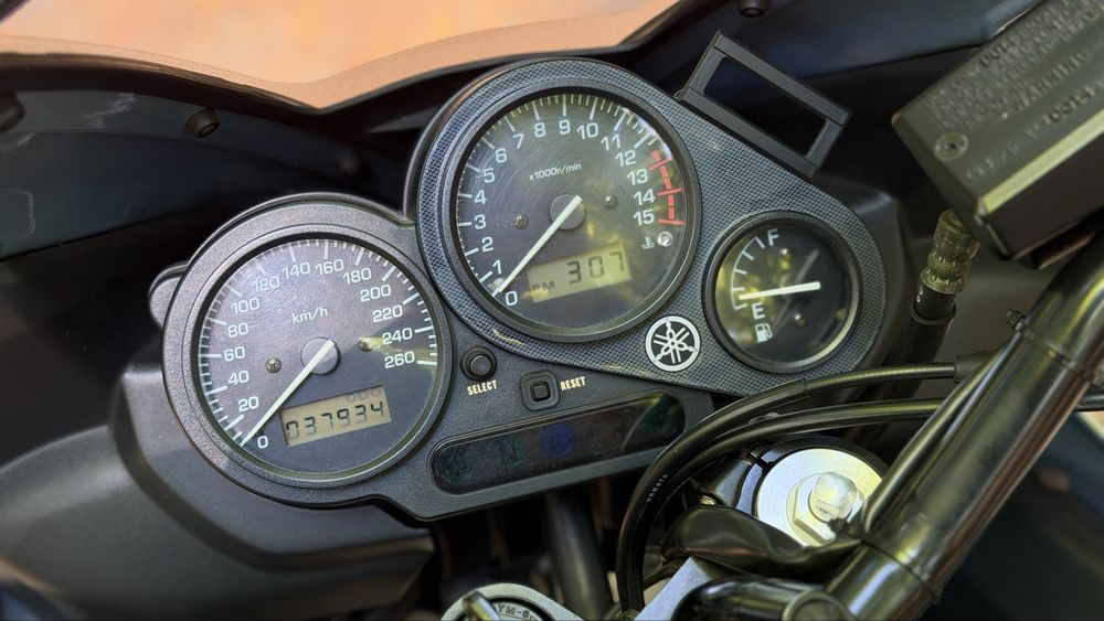 Yamaha FZS6 Fazer 2002
