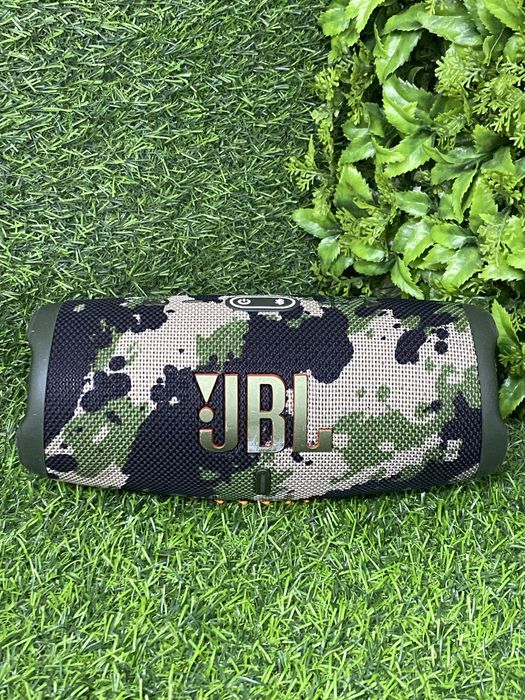 Акустична колонка JBL Charge 5