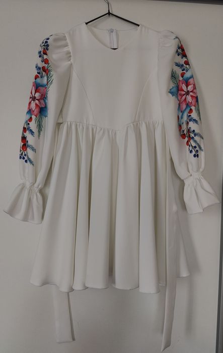 Святкова сукня!Розмір 134.