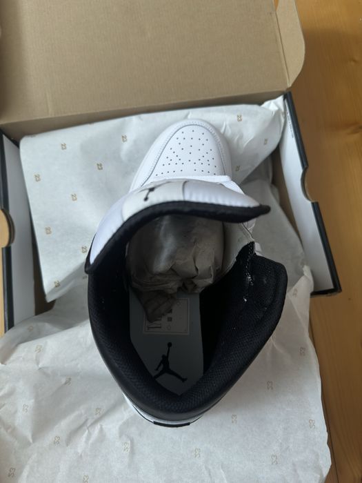 Оригінал! Нові! Nike Air Jordan 1 Mid 42.5 р. 45р. 27см, 29см