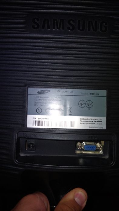 Монитор 60 герц, рабочий