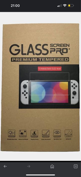 Продам два стекла и чехол для Nintendo Switcn
