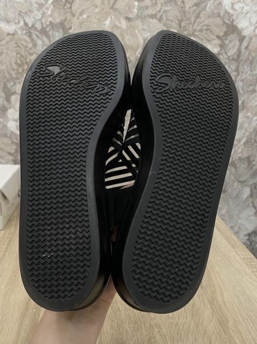 Skechers босоніжки сандалі сабо
