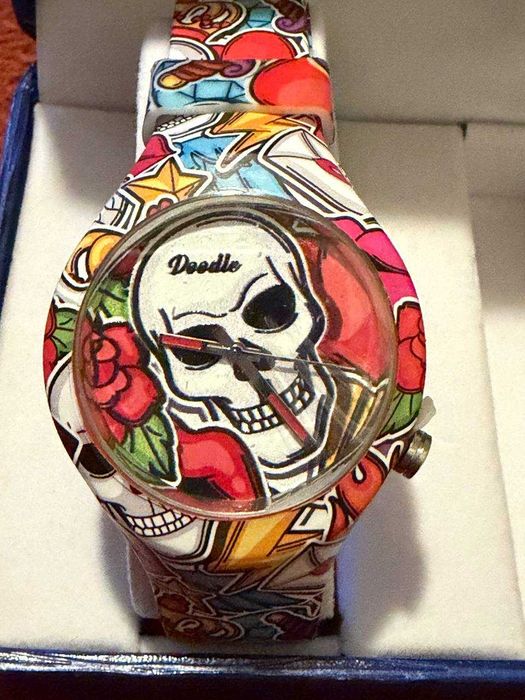 ЧАСЫ наручные Doodle  Италия