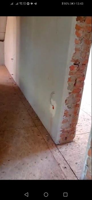 Продається добротній будинок недалеко від міста