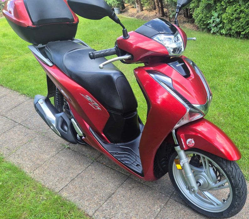 Honda SH 125i ABS na kat A1,B