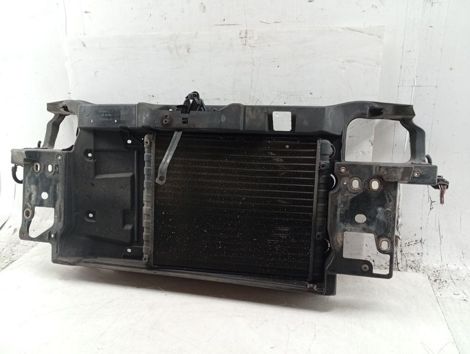 Frente em Fibra ou Chapa - VOLKSWAGEN Polo (6N2) | 99 - 01