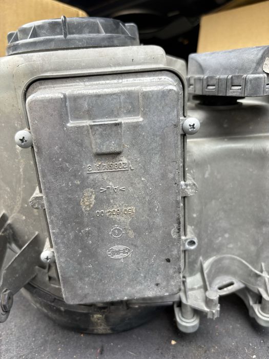 Farol mercedes w210