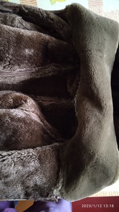 Дублёнка искусственная.