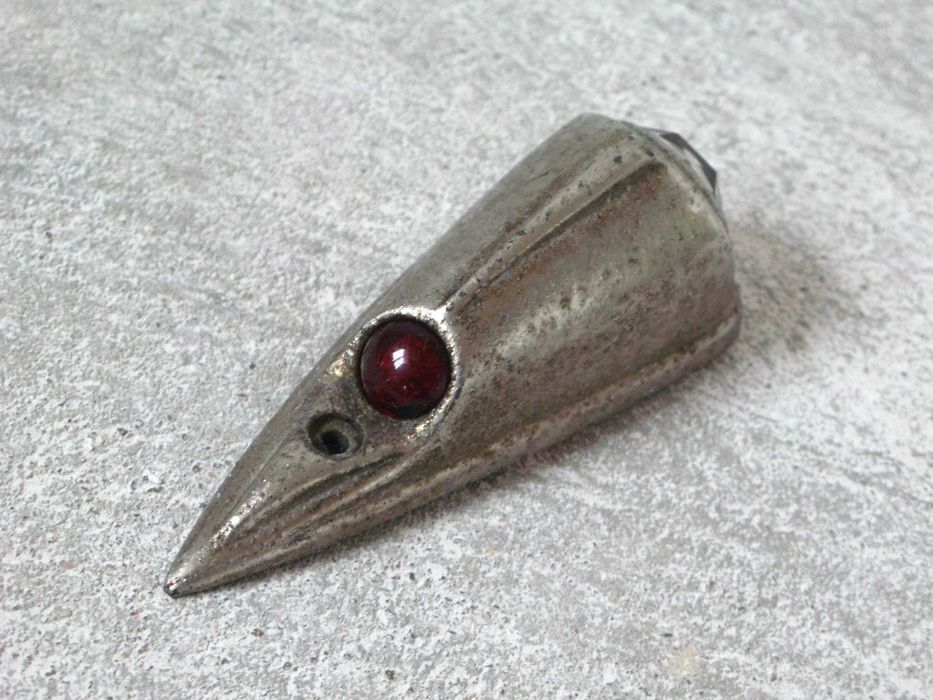 Carcaça de luz de para-lamas de moto antiga vintage, Harley? Triumph?