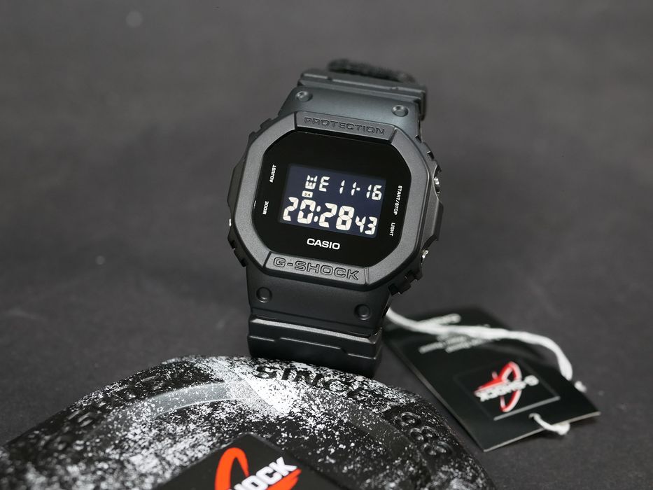 Годинник Casio DW-5600BBN-1 classic digital. 100% оригінал