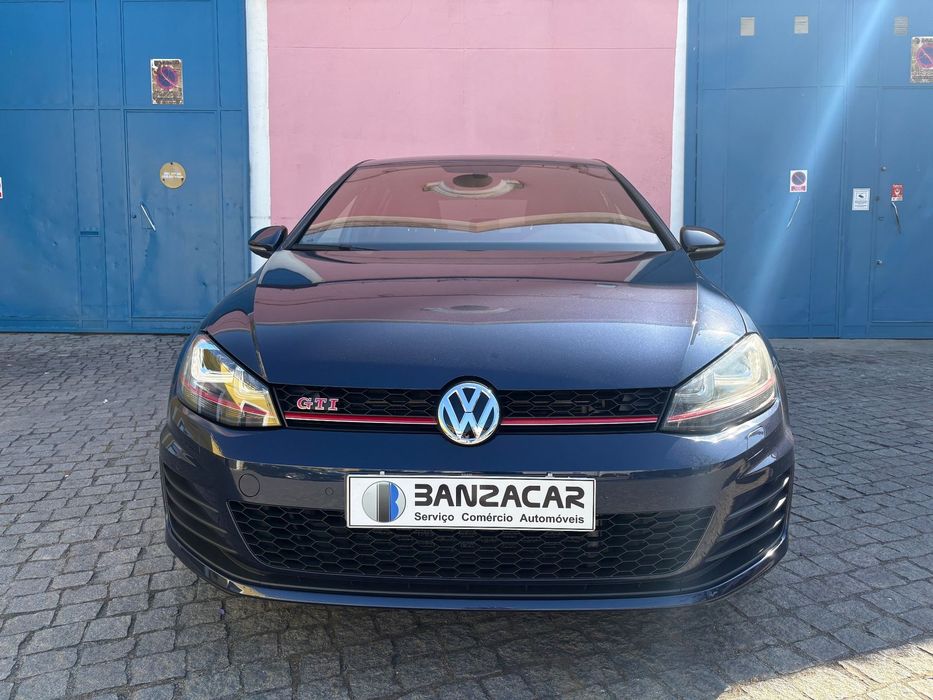 VW Golf GTI Performance BlueMotion DSG