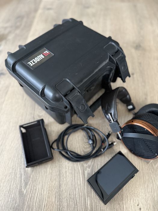 Astell & kern Alpha + Audeze LCD3.