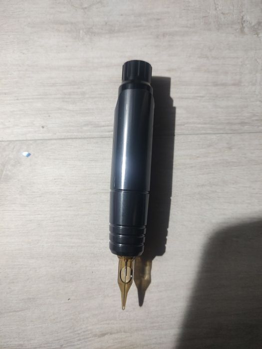 Продам машинку для татуажа