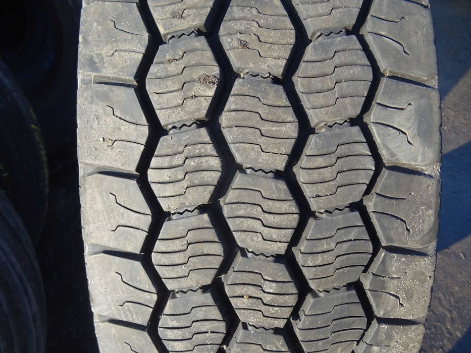 Opona 275/70R22.5 Michelin ICE GRIP D Remix X INCITY (770 netto)