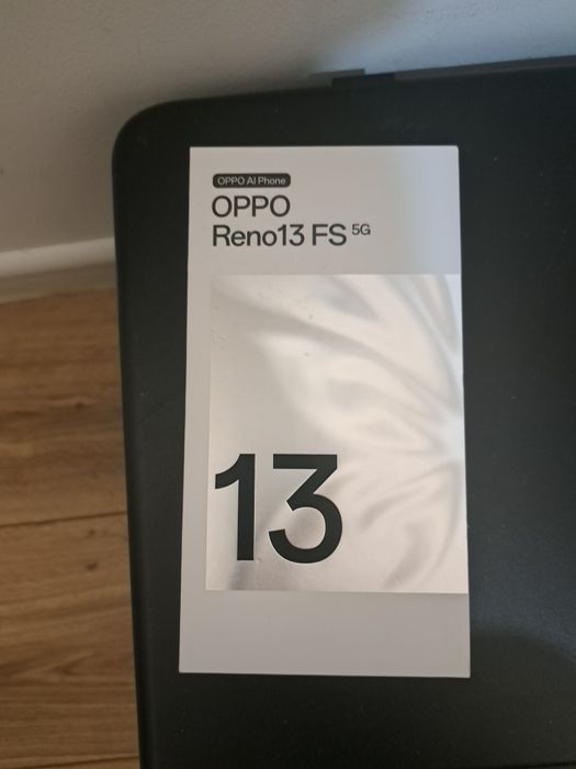 Oppo Reno13 FS 5G 12/512 GB – jak nowy, na gwarancji