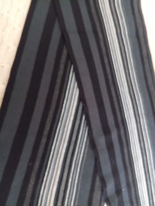 Cachecol riscas preto/cinzento/ branco