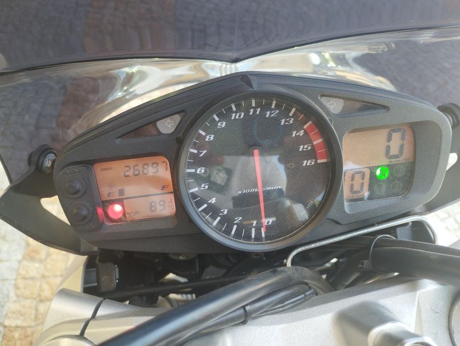 Suzuki GSR 600 98cv