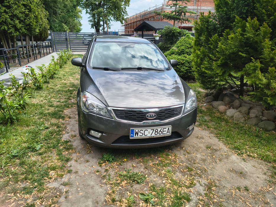 Kia cee'd 1.4 benzyna 2009r