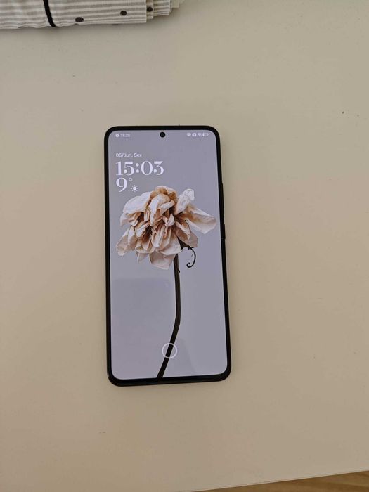 Poco F5 Pro Black 256GB / 12GB RAM – Como Novo (Com Caixa)