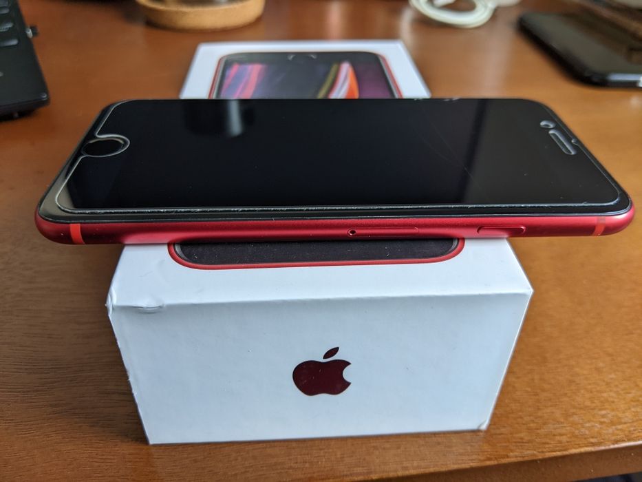 iPhone SE 2020 64gb como novo
