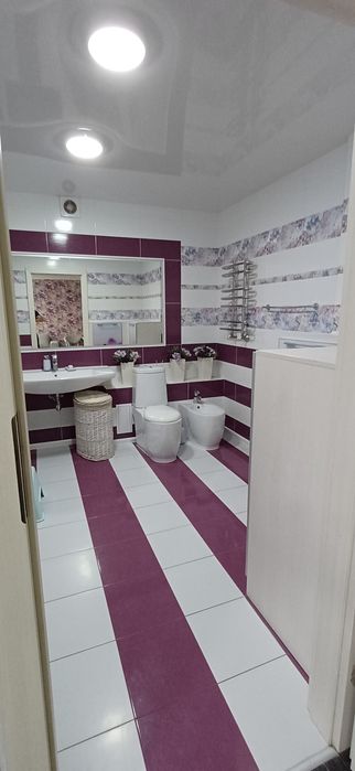 Продам 4кімнатну квартиру 175кв.м.Центр. Власник