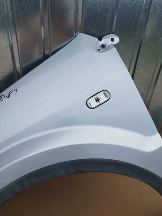 blotnik lewy przod + listwa ford fusion i lift lata 2005-2012 oryginal