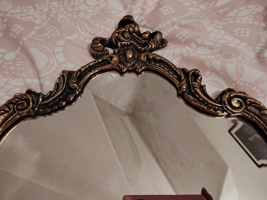 Espelho Oval Biselado em Bronze